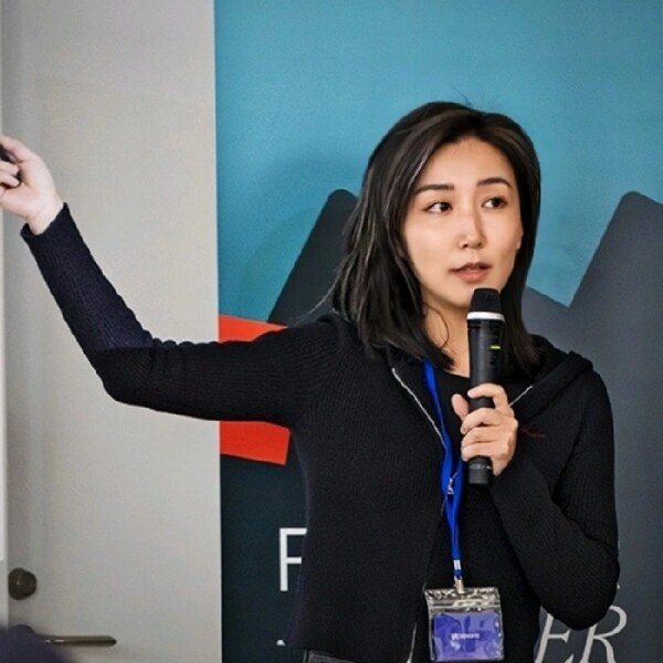 Connie Kang